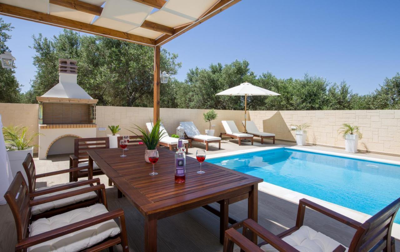 Villa Elisabeth View Gerani  Extérieur photo